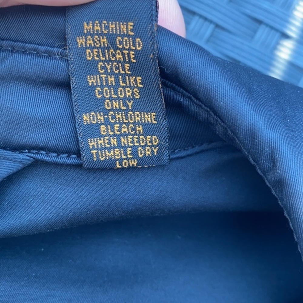 Light weight jacket - Picture 12 of 15
